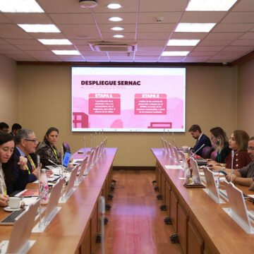 Economía analizó medidas del Sernac tras el apagón nacional