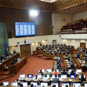 Sala rechazó inhabilidad de ingreso de familiares de autoridades a cargos públicos