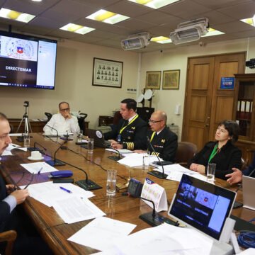 Aprueban proyecto que crea un contrato de trabajo para salvavidas