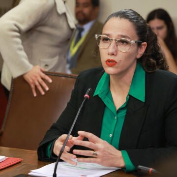 Subsecretaria de Salud Pública informó sobre tratamientos para el cáncer