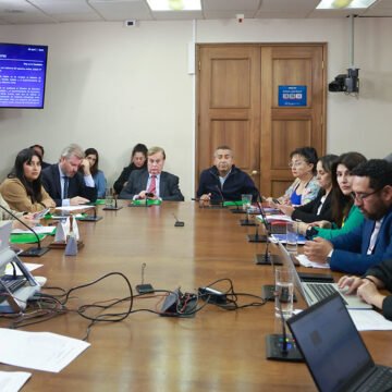 Analizan proyecto que perfecciona sistema educativo para alumnos con TEA