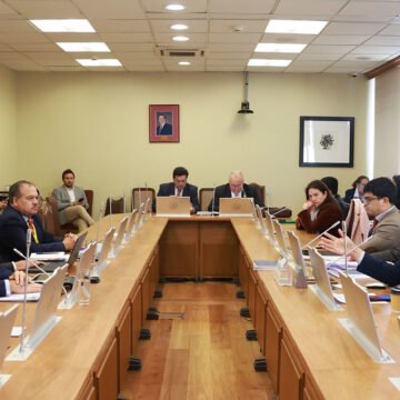 Gobierno Interior aborda seguridad en aeropuertos
