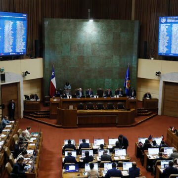 Aprueban en general proyecto para proteger rompientes de olas