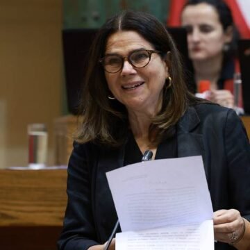 Vuelve a comisión proyecto que regula contratos de trabajos para salvavidas