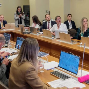 Proyecto que regula los servicios de turismo aventura es aprobado en general en comisión