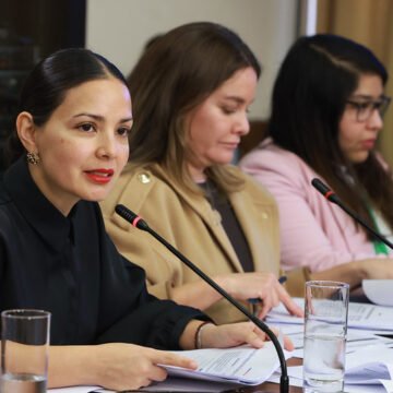 Ministra de Cultura abordó denuncias y gestión presupuestaria del Ministerio