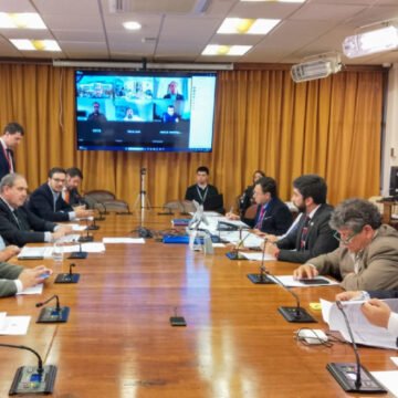 Comisión respalda permiso temporal para vehículos de competencias deportivas