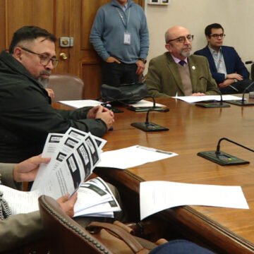 Constitución inicia debate de proyectos que rebajan o eliminan dieta de ex Presidentes de la República