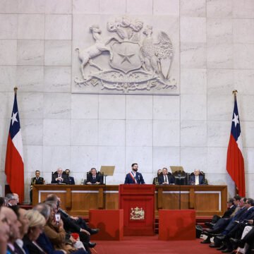 Diputados/as emprenden críticas y apoyos a anuncios del Presidente Boric