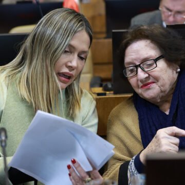 Aprueban proyecto sobre envejecimiento positivo