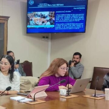 Legislarán para fortalecer democracia interna en comunidades de agua