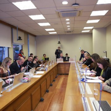 Economía discute proyecto que crea plataforma de transferencia de pasajes