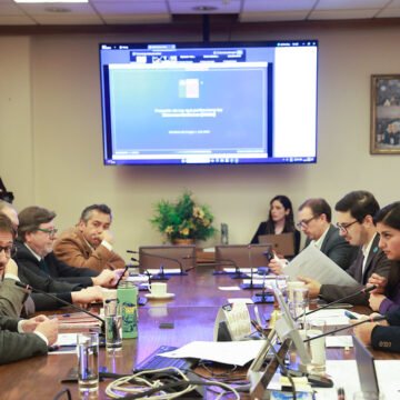 Hacienda respaldó proyecto que rebajará tarifas eléctricas no residenciales en zonas extremas