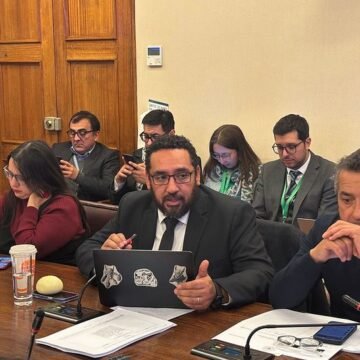 Hacienda avanza en votación del FES