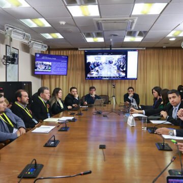 El Teniente: Comisión de Minería recibe a trabajadores tras fatal accidente
