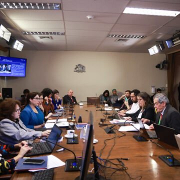 Analizan proyecto que fortalece el Sistema de Educación Pública