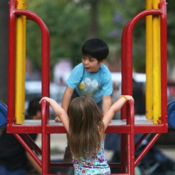 Servicios de cuidado infantil: Despachan regulación para obtener patente municipal