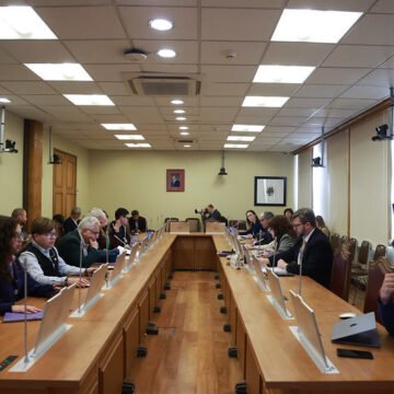 Comisión de Futuro eliminó normas de derechos de autor de Ley IA