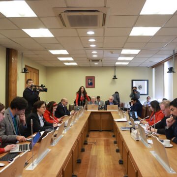 Comisión de Gobierno Interior avanza en proyecto sobre control del comercio informal