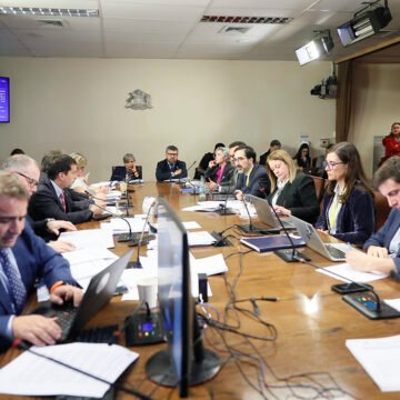 Comisión mantuvo limitantes para alzamiento administrativo del secreto bancario