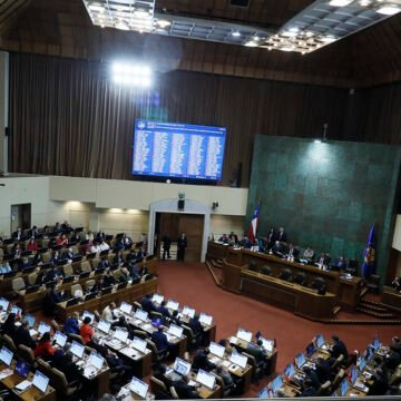 Cámara manifiesta al Gobierno su preocupación por gestión en salud
