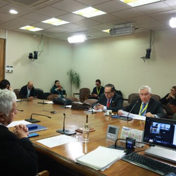 Investigadora sobre licencias médicas recibe últimas audiencias