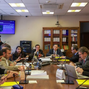 Jaime Gazmuri: “TVN no es sostenible con este modelo, ni en el corto ni mediano plazo”