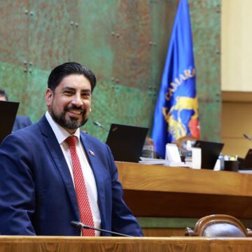 Despachan proyecto que entrega mecanismos de control del comercio ambulante