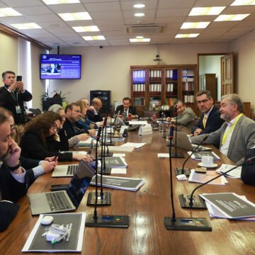 Hacienda analizó estado de avance del programa de construcción de hospitales