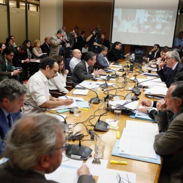 Culmina primera etapa de la discusión del presupuesto 2026