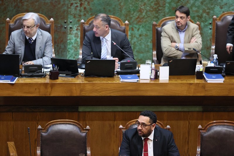 Cámara despachó proyecto que otorga titularidad a profesores a contrata Cámara despachó proyecto que otorga titularidad a profesores a contrata