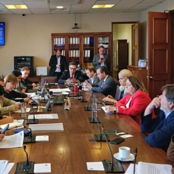 Comisión de Hacienda aprobó proyecto que restablece el feriado bancario