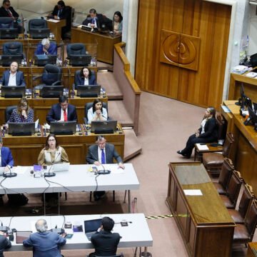 Diputados formalizaron ante el Senado acusación contra Antonio Ulloa