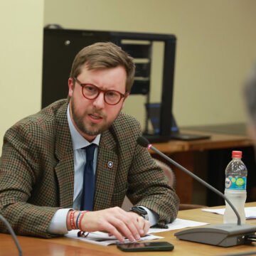 Aprueban legislar para incluir a fiscal militar en casos de espionaje