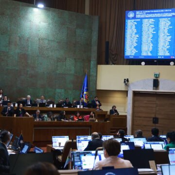 Acusación constitucional contra Simpertigue en tabla para este lunes 15