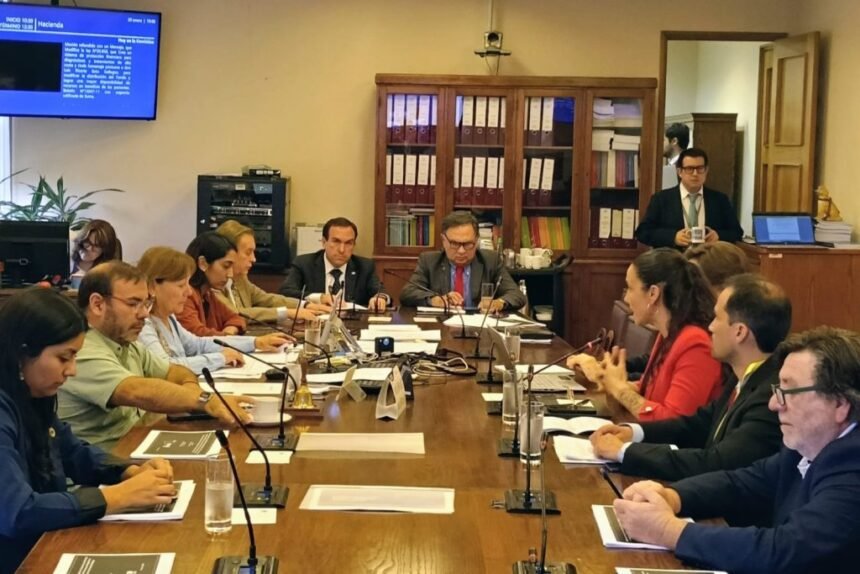 Hacienda aprueba mejoras a Ley Ricarte Soto, sobre Diagnósticos y Tratamientos de Alto Costo