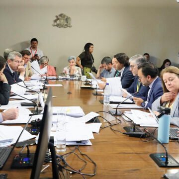 Inteligencia económica: iniciativa avanza a Hacienda previo a la Sala