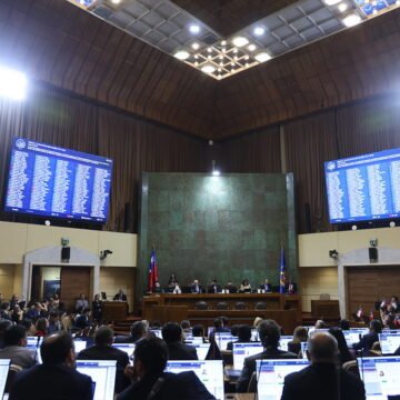 Restringen acceso de inmigrantes en situación irregular a beneficios fiscales