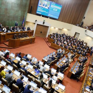 Cámara acordó días y horarios de sesiones de la Sala y de las comisiones Cámara acordó días y horarios de sesiones de la Sala y de las comisiones