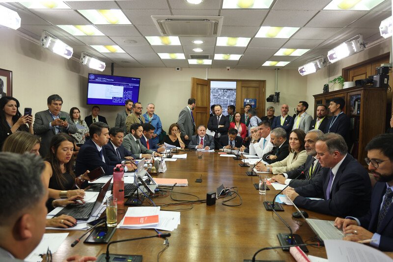 A Sala proyecto que regula sociedades anónimas deportivas profesionales A Sala proyecto que regula sociedades anónimas deportivas profesionales