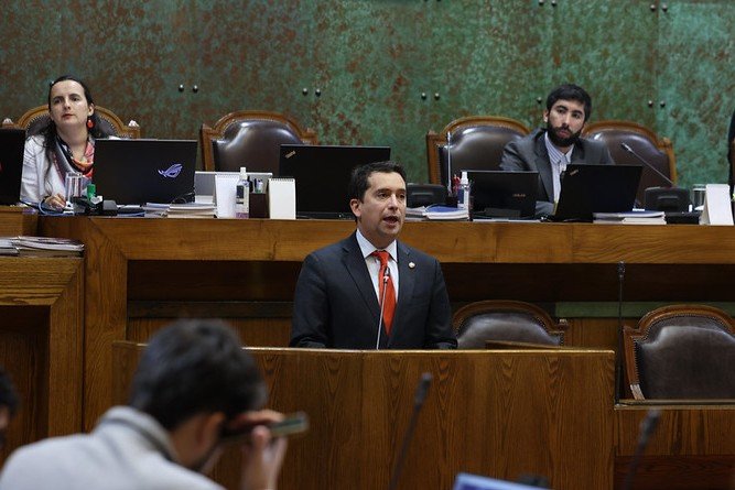 Cámara aprobó modernización de Ley Marco de los Bomberos de Chile Cámara aprobó modernización de Ley Marco de los Bomberos de Chile