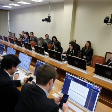 Comision-de-Seguridad-Ciudadana-Mayo-18-.jpg Comisión analiza moción que tipifica el delito de sustracción de salmón