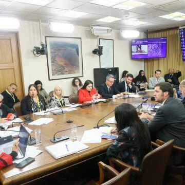 Comision-de-Familia-lunes-15-de-junio-026-.jpg Avanza proyecto que prohíbe y sanciona la maternidad subrogada en Comisión de Familia
