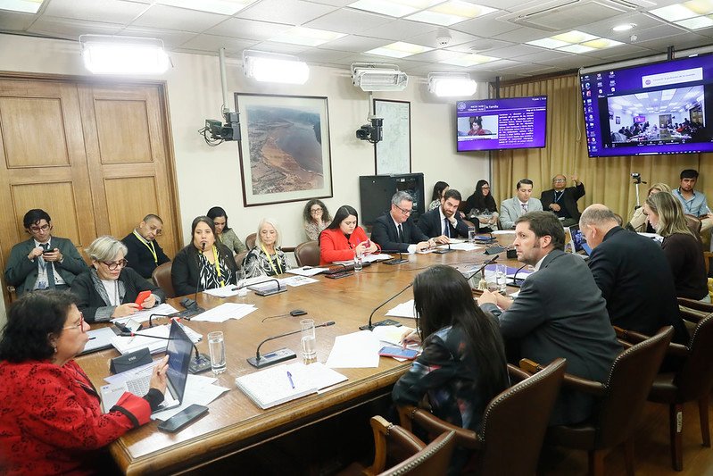Comision-de-Familia-lunes-15-de-junio-026-.jpg Avanza proyecto que prohíbe y sanciona la maternidad subrogada en Comisión de Familia