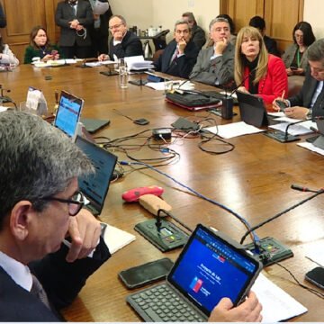 Comision-de-Mineria-24-de-junio-.jpg Proyecto que estabiliza tarifas y amplía subsidio eléctrico comenzó su estudio en comisiones