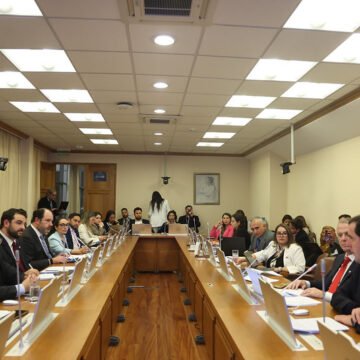 Desarrollo-Social.jpg Desarrollo Social inició análisis de beneficio para compra de pañales y medicamentos