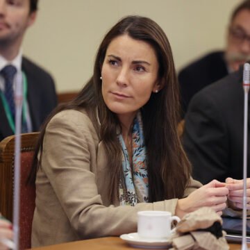 Ministra-de-Educacion-expone-en-comision-modificacion-al-Sistema-de-Admision-Escolar.jpg SAE: Gobierno presenta reforma al Sistema de Admisión Escolar