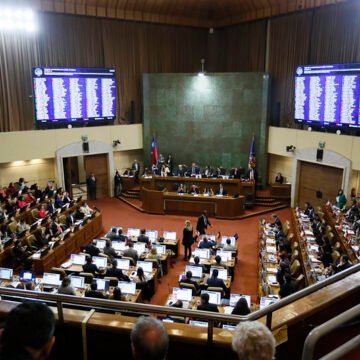 Sala-de-la-Camara.jpg Acuerdos internacionales, tecnología, control de identidad y lobby en los temas de la tabla