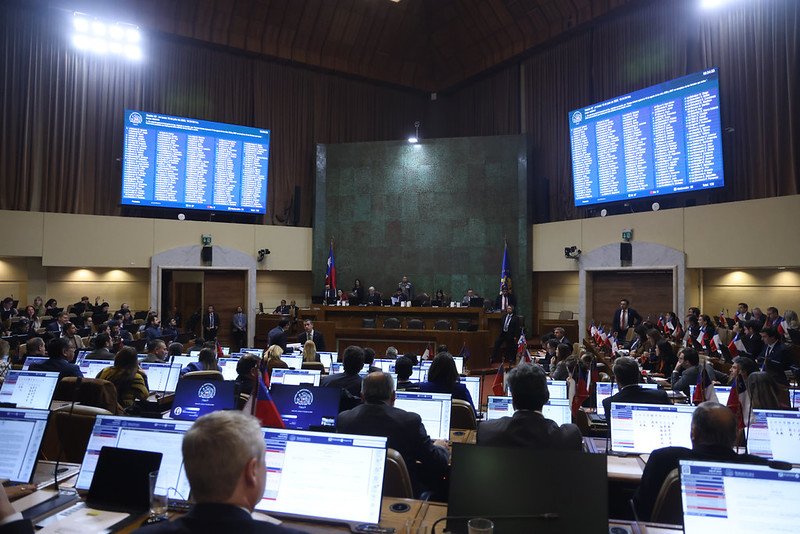 Sala-de-la-Camara-3.jpg A mixta perfeccionamiento del sistema de expulsión administrativa