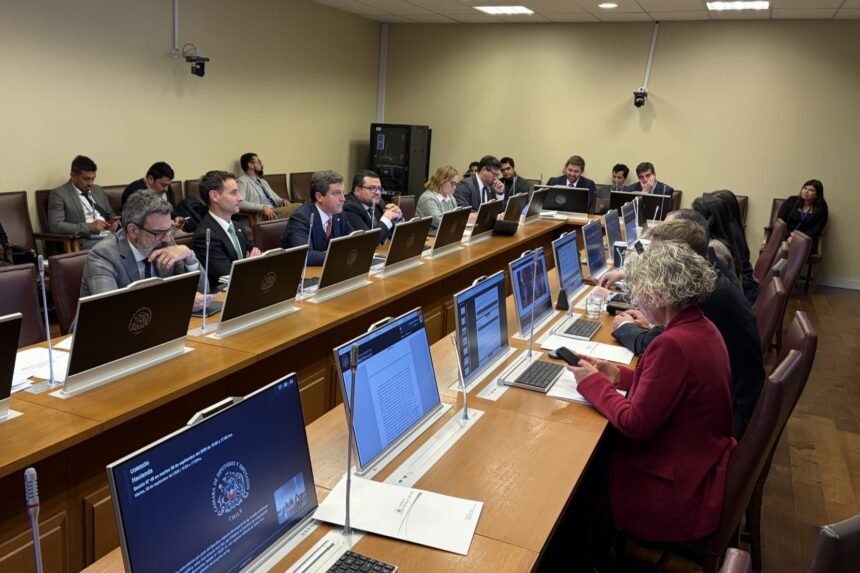 Comision-de-Hacienda.jpg Hacienda inició análisis de beneficio fiscal para compra de pañales y medicamentos